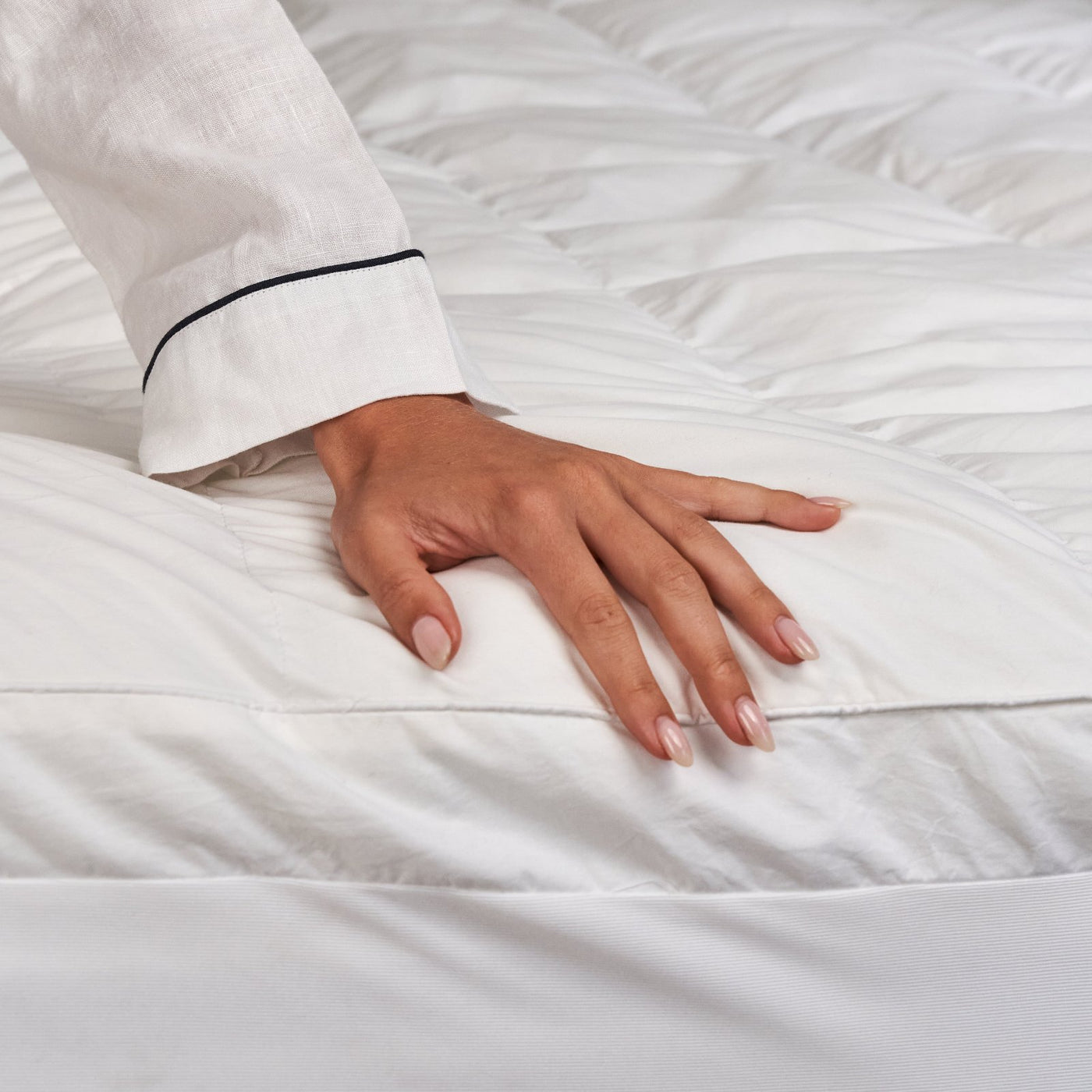 Hotel Cloud Collection™ Luxury 5 Star Hotel Mattress Topper