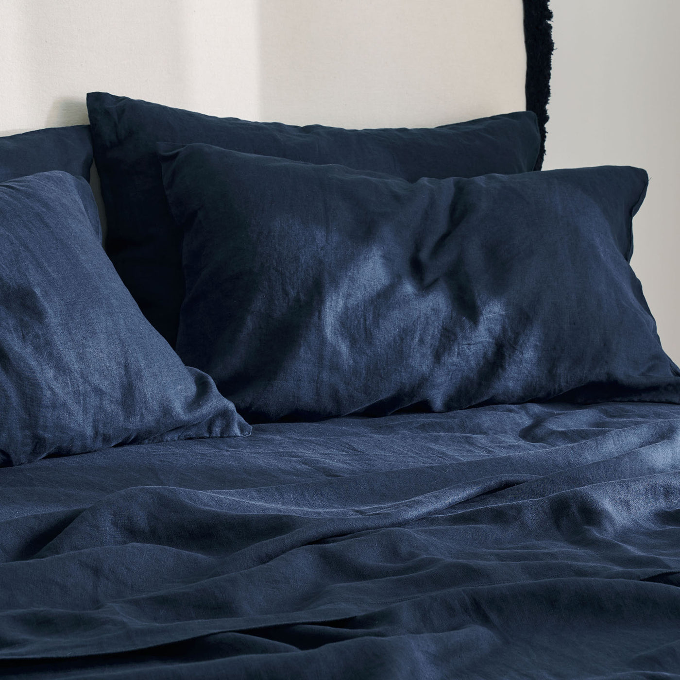 French Flax Linen Pillowcase Set in Indigo