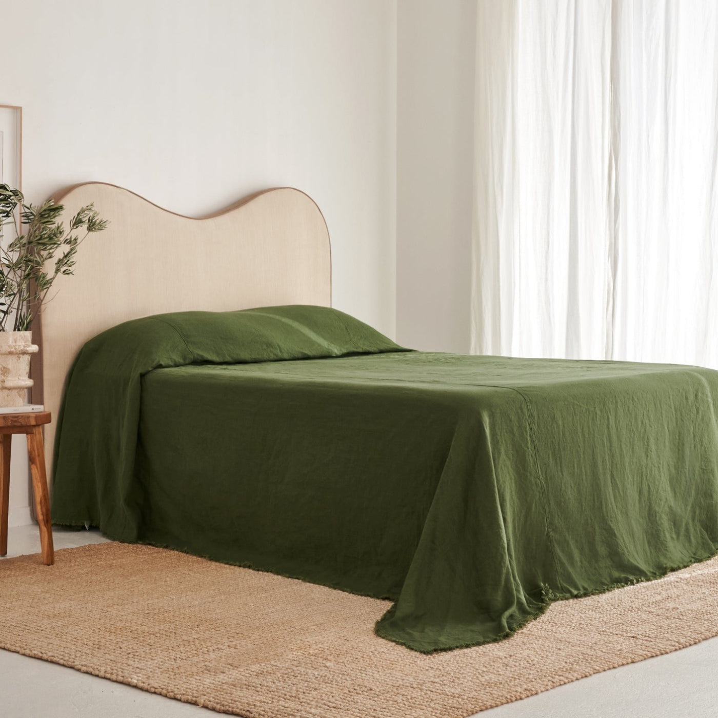 French Flax Linen Heavy Bed Cover in Forest